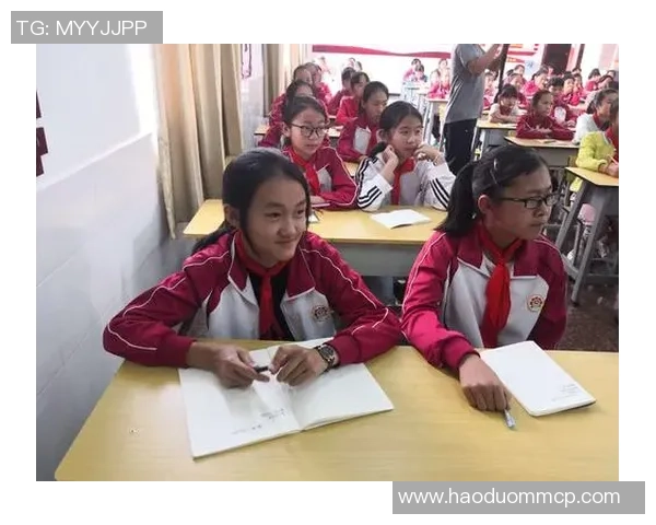 王仕鹏谈小杨六犯离场表现称其仍需成长未来道路仍很漫长